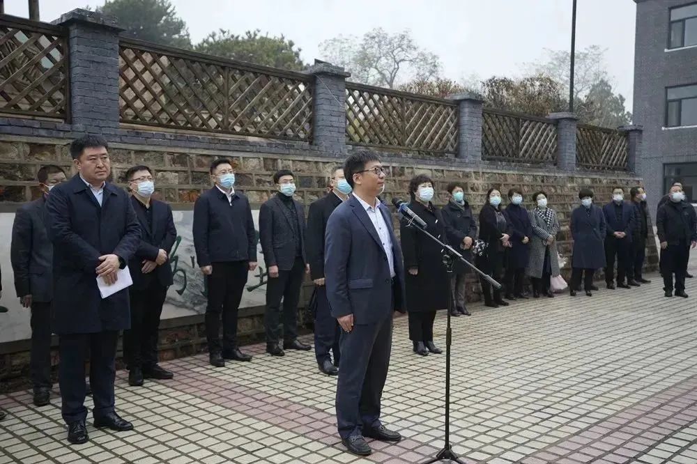 “白衣執(zhí)甲，遼藏情深”葫蘆島市第二人民醫(yī)院舉行戰(zhàn)“疫”英雄凱旋歡迎儀式(圖7)